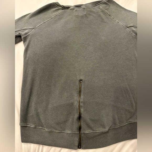 Pam & Gela rhinestone sweatshirt - Picture 10 of 10